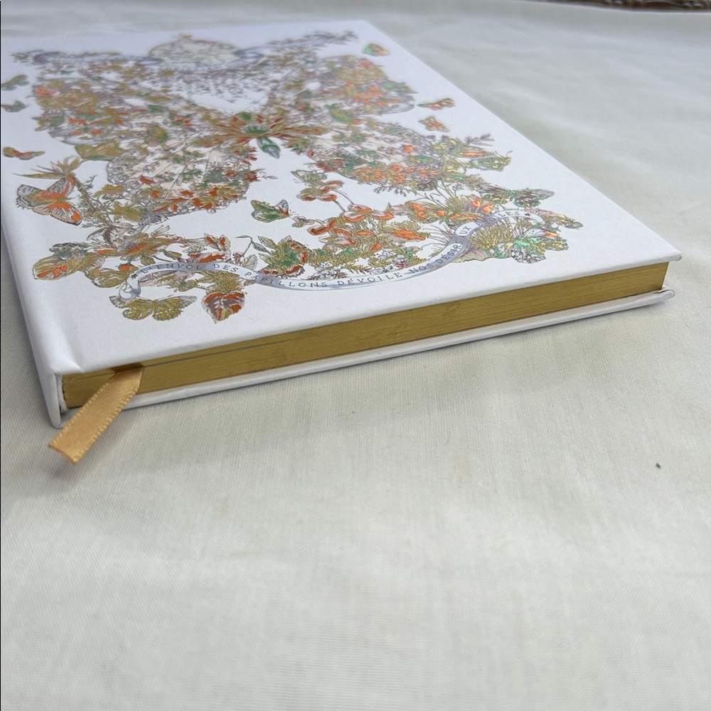 Dior Hardcover Around The World Notebook- Green NEW - Picture 6 of 10